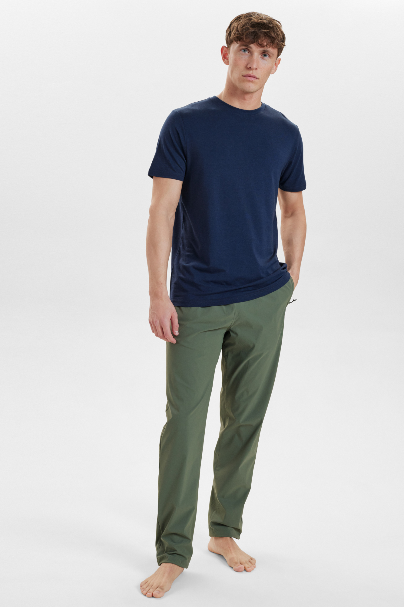 R-neck Tee Bamboo | Navy -Resteröds R-neck Tee Bamboo | Navy -Resteröds